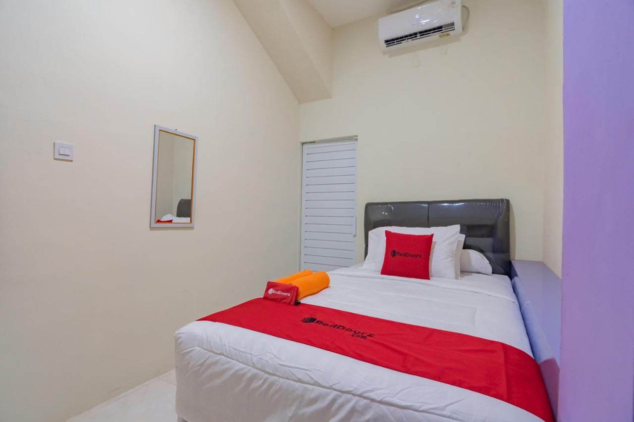 Reddoorz Near Trans Studio Bandung 3 Ngoại thất bức ảnh